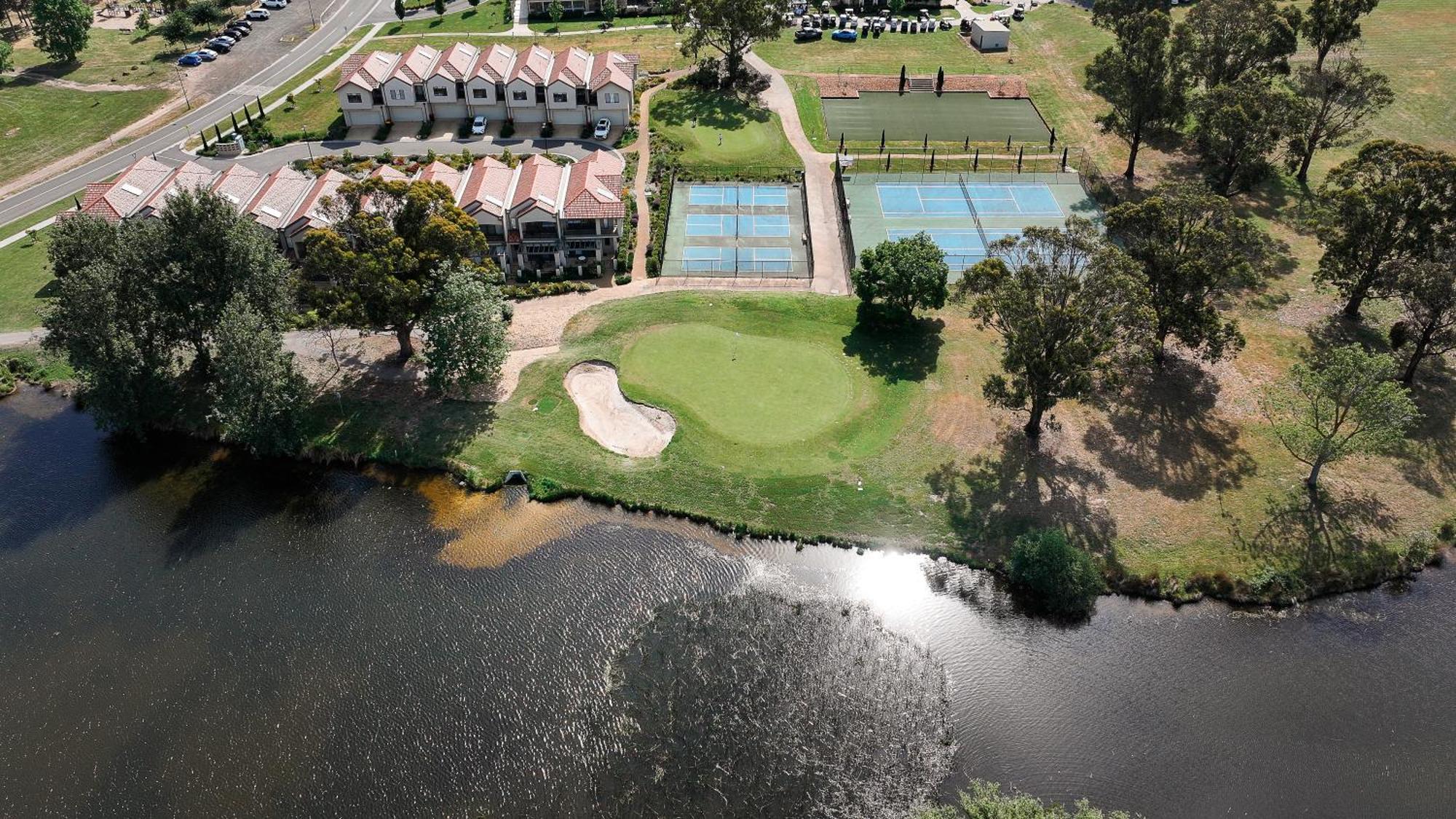 Hidden Valley Resort Wallan Extérieur photo